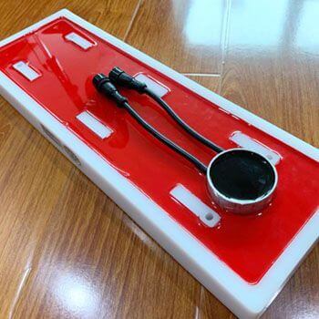 子程自主研發設計-智慧斑馬線產品